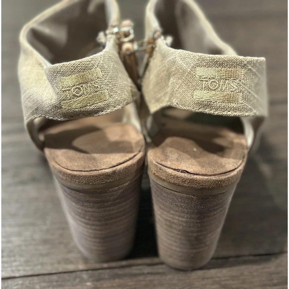 TOMS Womens Majorca Cutout Peeptoe  Sandal Heel‎ Champagne Metallic Woven Size 9